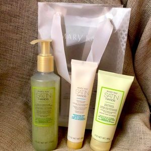 Mary Kay White Tea & Citrus Satin Hands Pampering Set